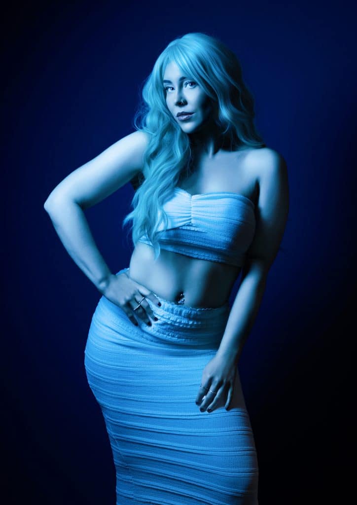 Mandy Davies - Return To The Spotlight