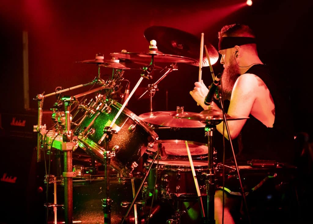 Fallen Relic - Riffs & Rebellion